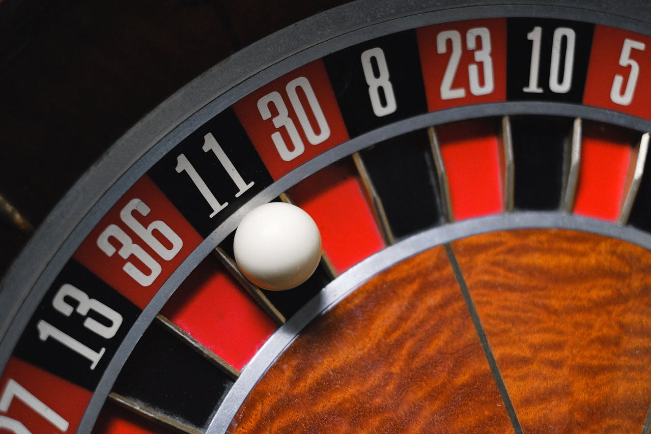 Slotuna Casino – Deres Fullstendige Guide til Gamingopplevelse og Uttellinger
